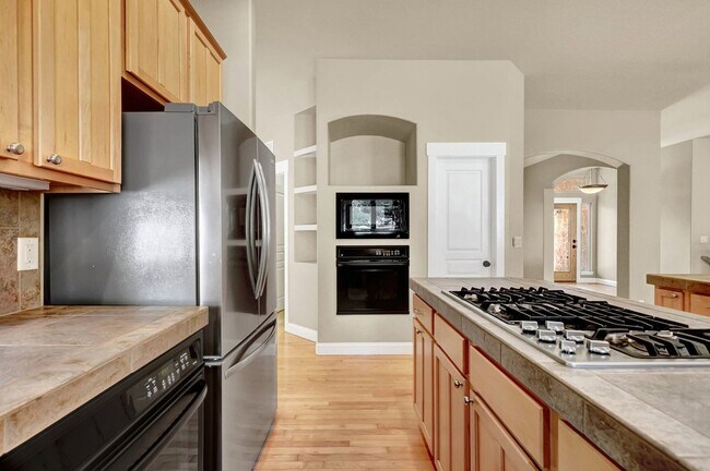 Building Photo - 2908 Glen Arbor Dr