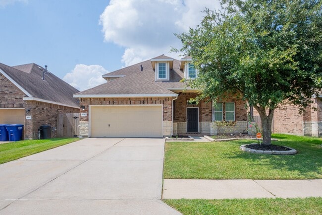 Primary Photo - 8311 Bay Oaks Dr