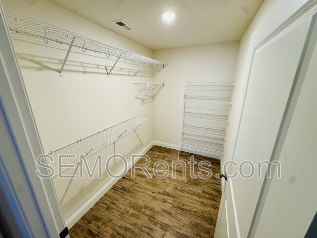 Building Photo - 3964 McKendree Xing