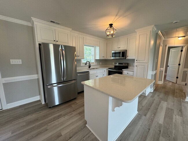 Building Photo - Introducing Your Dream Home in Nash County's Tar River Reservoir Area!