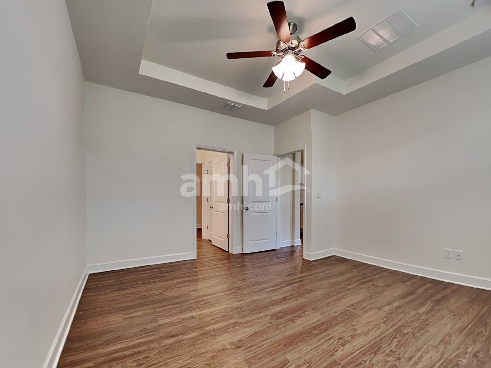 Building Photo - 460 Sandstone Dr