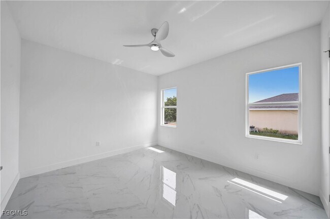 Building Photo - 1155 Countess Ave