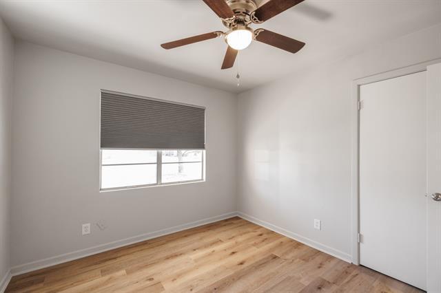 Building Photo - 2140 Glenwood Dr