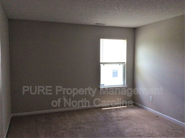Building Photo - 3958 Damask Drive