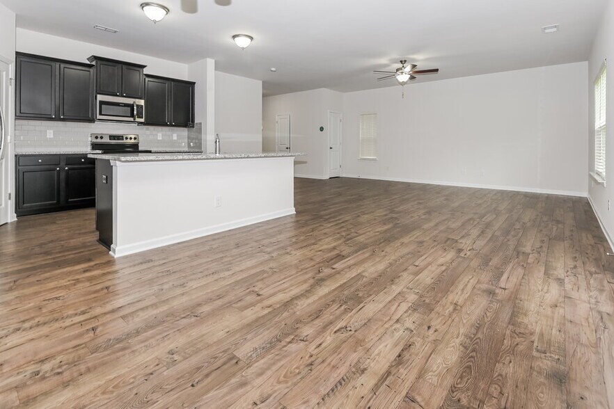 Building Photo - 4319 Drifter Dr