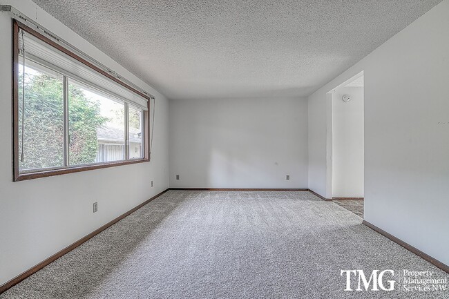 Primary Photo - New Carpet & Fresh Paint, Small Dog Friend...