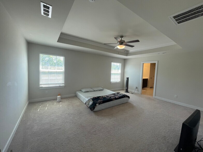 Building Photo - 3066 Boxbury Ln