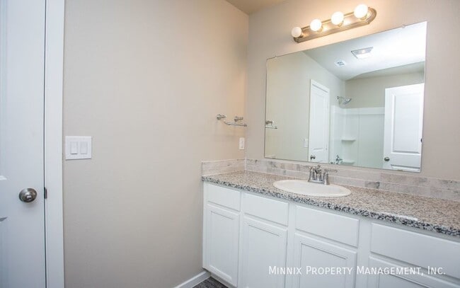 Building Photo - 2114 N. Ave. L-B