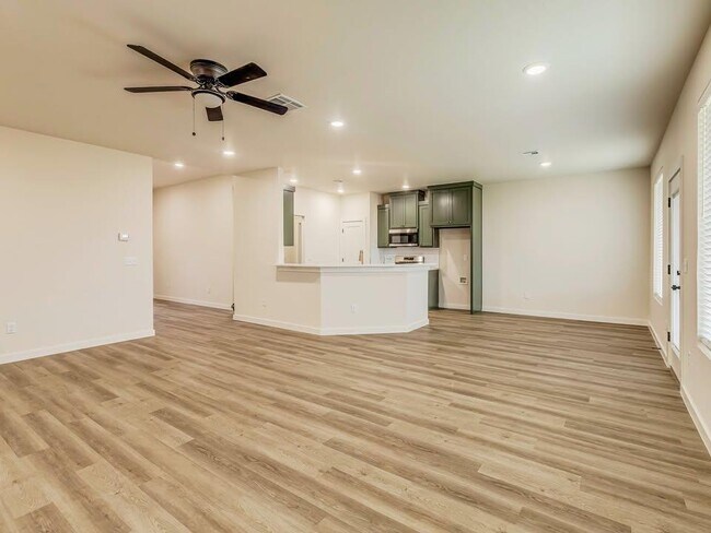 Building Photo - 8225 NW 163rd Ter