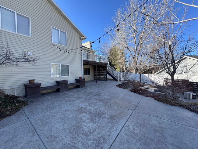 Building Photo - Beautiful Draper Home for Rent!