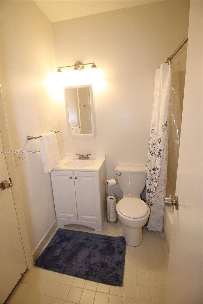 Building Photo - 2331  Dogwood Ct  . Pembroke Pines Fl 33026
