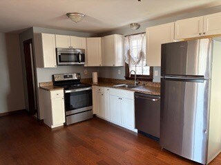 Building Photo - 163 Long Pond Dr