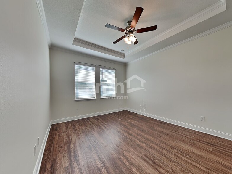 Building Photo - 2470 Ixora Ct