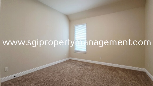 Building Photo - 201 Pasadena Trail