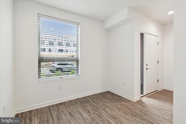 Building Photo - 3007 Riseview Ln