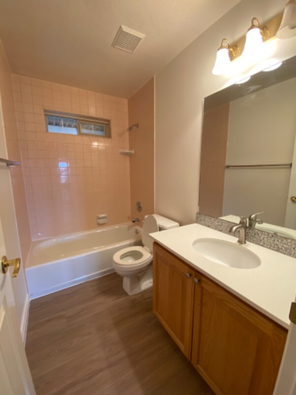Building Photo - 983 Grindelwald Ln