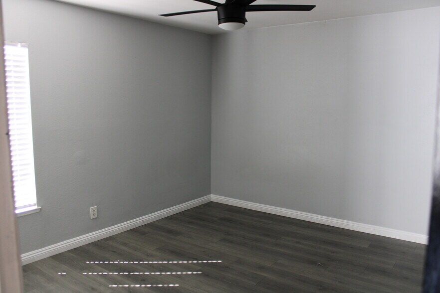 Building Photo - 5700 Etiwanda Ave