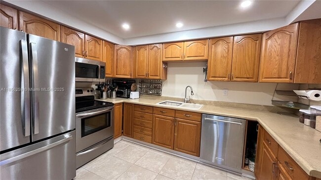 Building Photo - 11507 SW 64th St
