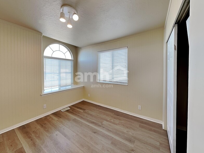 Building Photo - 4679 W 4350 S