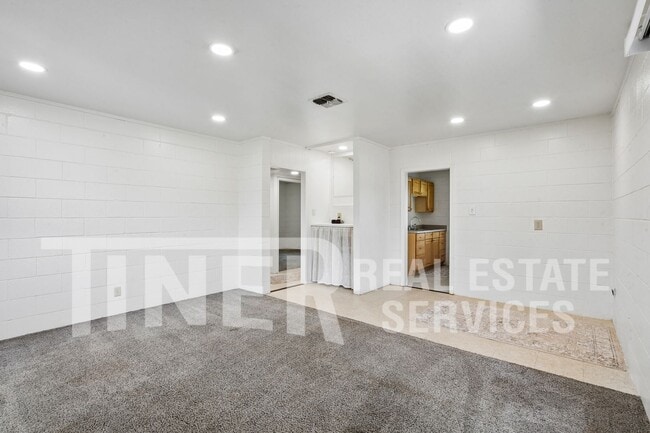 Building Photo - 2720 Riesling Way