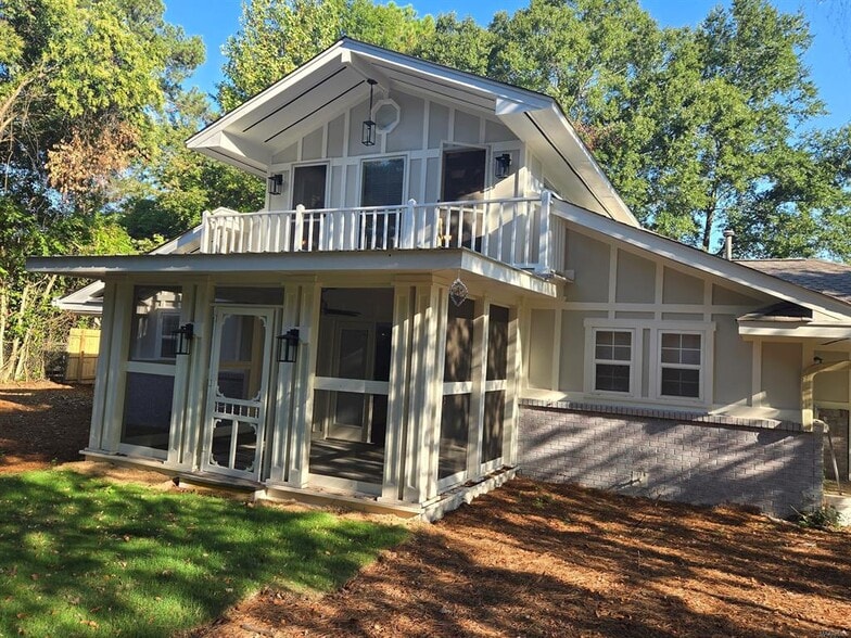 Building Photo - 3024 Pelzer Ave