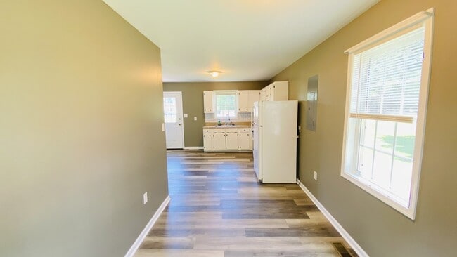 Building Photo - 847 Skipwith Rd