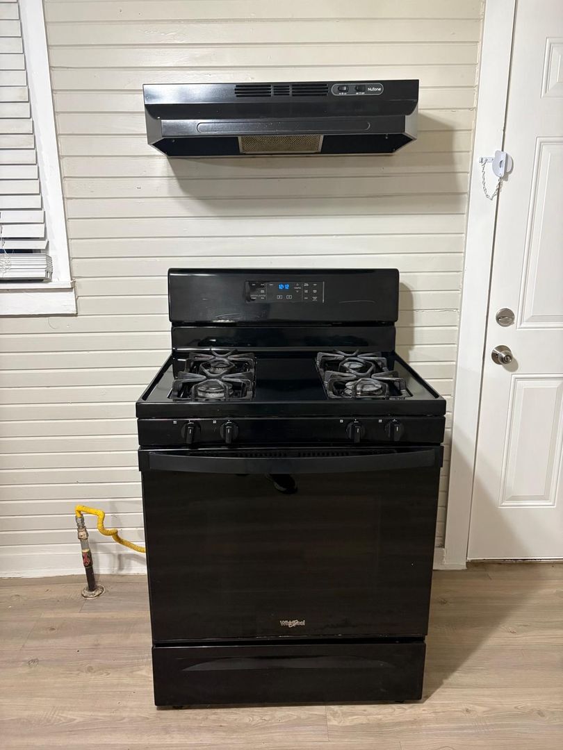 Building Photo - 3604 N Terry St