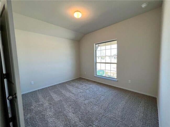 Building Photo - 129 Blue Oak Blvd