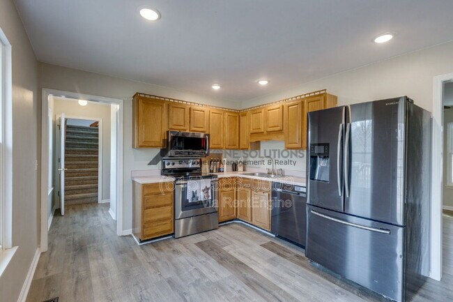 Building Photo - 500 Windy Rd