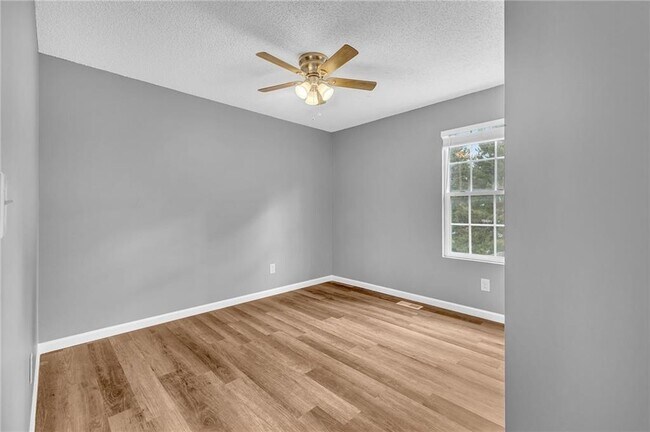 Building Photo - 226 Ashland Creek Ct