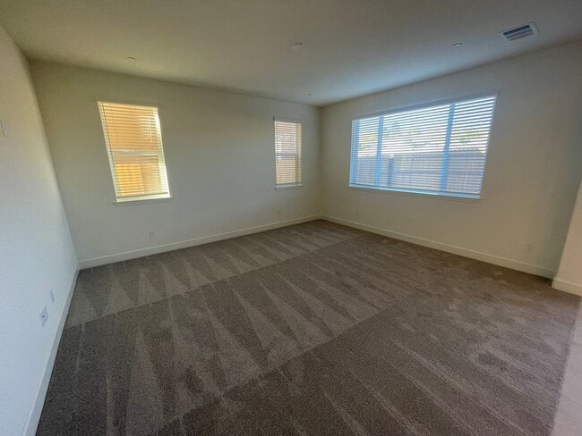 Building Photo - Brand New Lennar Home in Sparks!