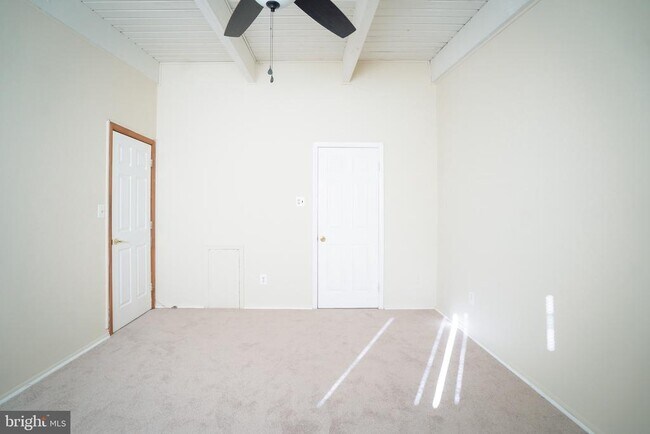 Building Photo - 7507 Riverdale Rd