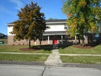 Building Photo - 2240 Sylvan Way