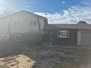 Building Photo - Single Family Home