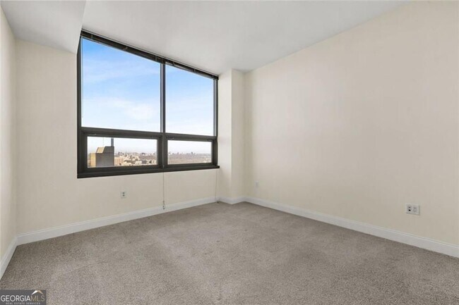 Building Photo - 270 17th St NW