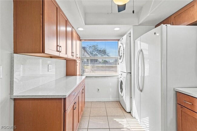 Building Photo - 1429 Cape Coral Pkwy W