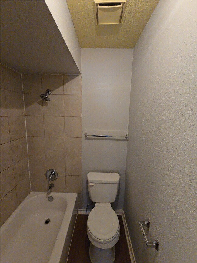 Building Photo - 12634 Ashford Meadow Dr