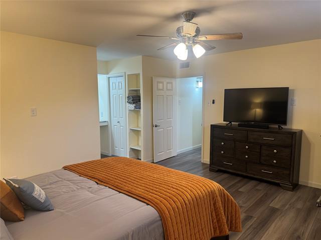 Building Photo - 7832 Royal Ln