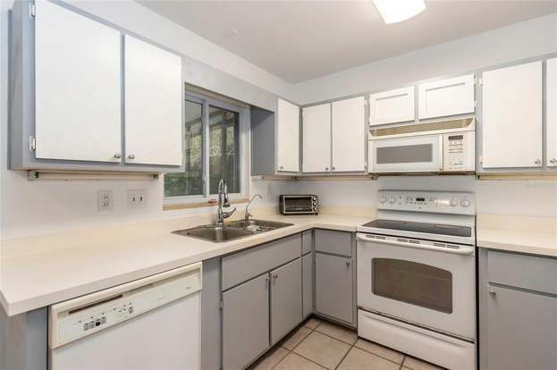 Building Photo - 1533 Bonair St