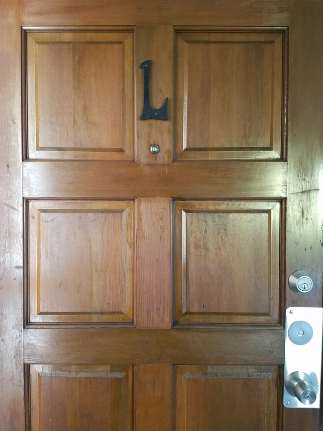 Building Photo - 1013 S Sunshine Ave