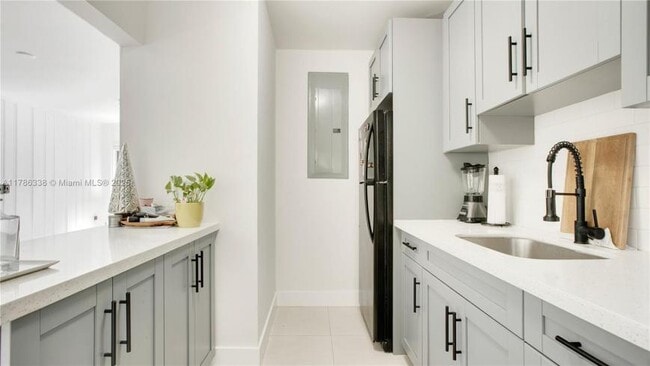 Building Photo - 1 bedroom in Miami FL 33181