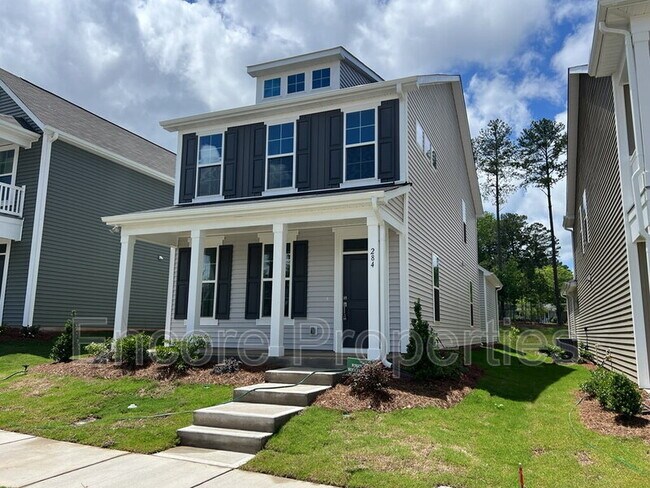 Building Photo - 284 White Oak Gdn Wy