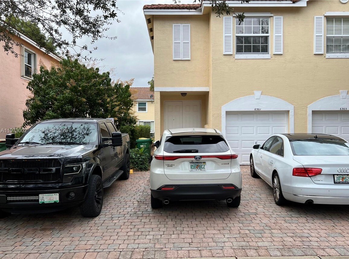 Building Photo - 6361 Landings Ter