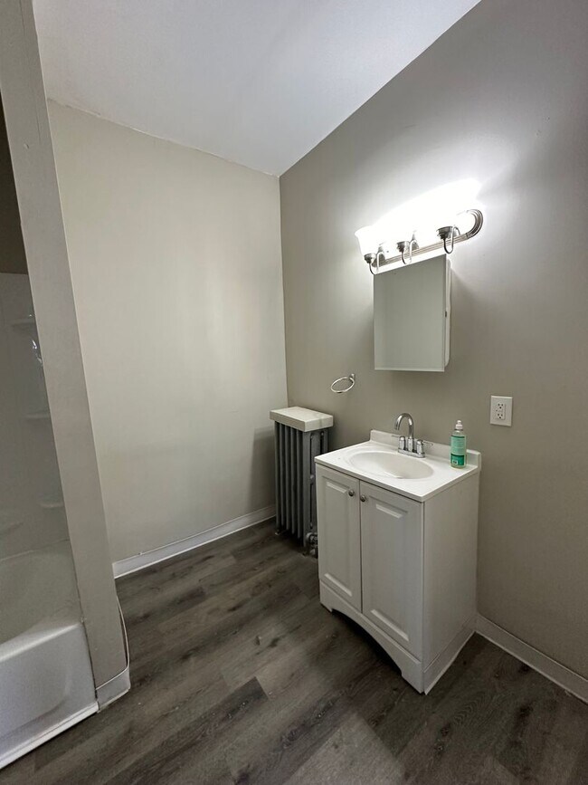 Building Photo - 1308-1310 Buhrer Avenue