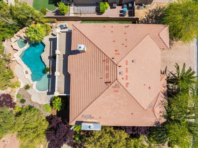 Building Photo - Beautiful Three Story, Five Bedroom Home with Lagoon Style Pool and Spa