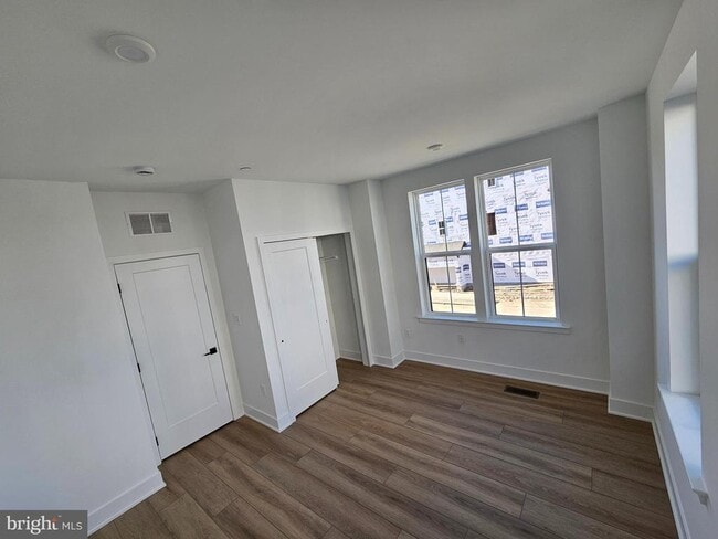 Building Photo - 18101 Donatello Dr