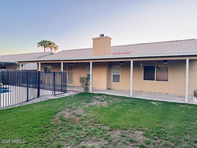 Building Photo - 1291 S Crossbow Pl