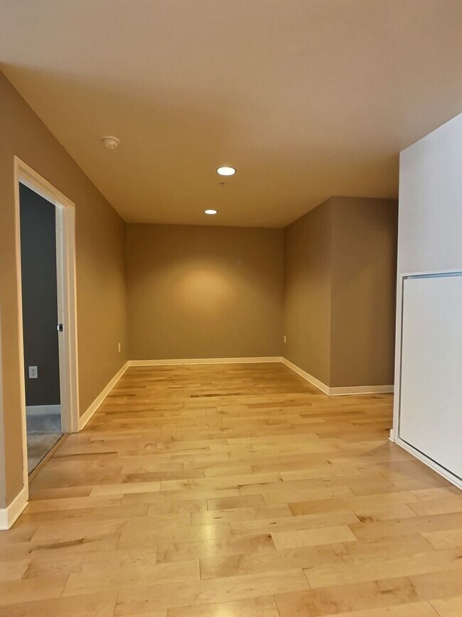 Building Photo - Luxury 1 Bedroom Condo at Axis – with Outdoor Patio Space!