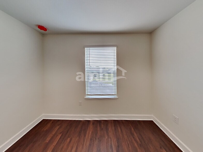 Building Photo - 33892 Thyme Dr