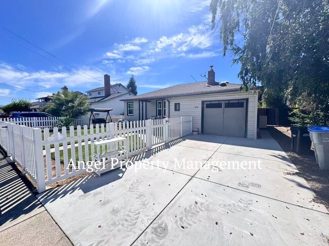 Building Photo - 435 Patton Ave